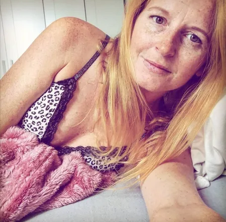 OnlyFans cuenta redhead_naddel_free header 2