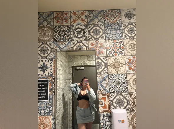 OnlyFans cuenta aylin_deiri header 2