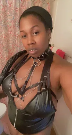 OnlyFans cuenta dommeblackwidow avatar 1