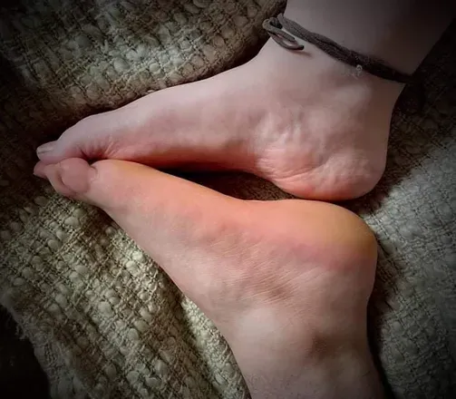 OnlyFans account  bigfoot-littlefoot avatar 1