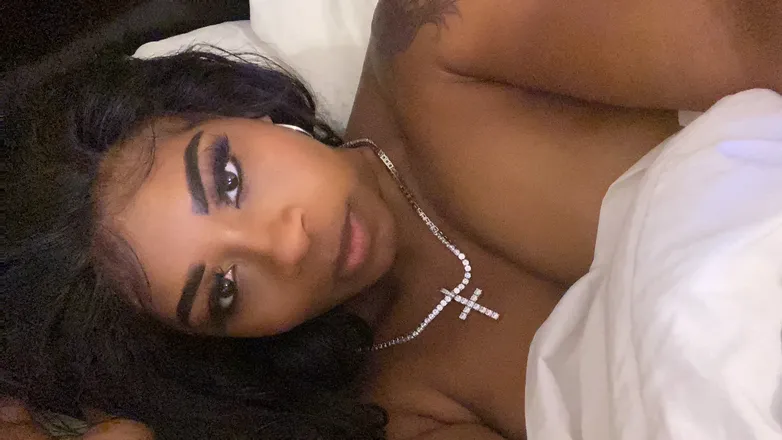 OnlyFans account  hanging_with_phoenix avatar 1
