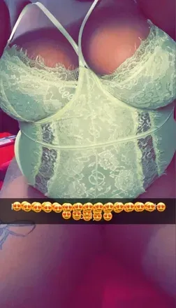 OnlyFans cuenta peaches_poundcake09 avatar 1