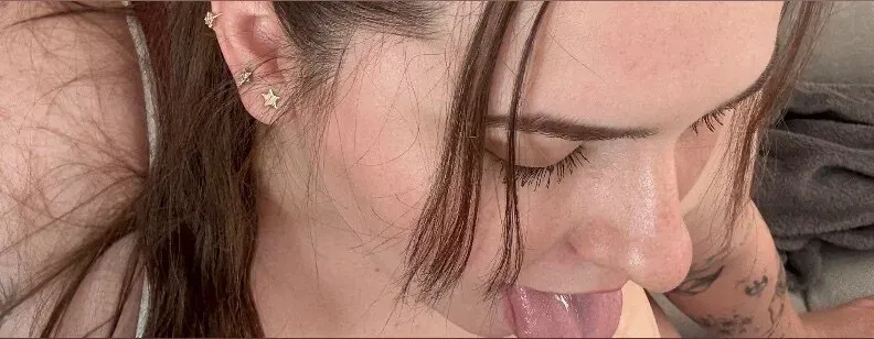 OnlyFans cuenta alicecinnabunsx header 2