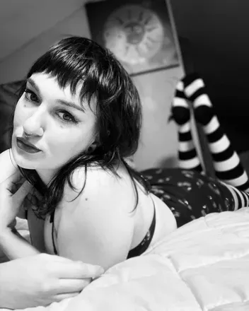OnlyFans account  softandsweeter avatar 1