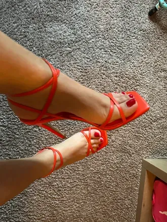 OnlyFans account  kekedoyoulovemesummers69 header 2