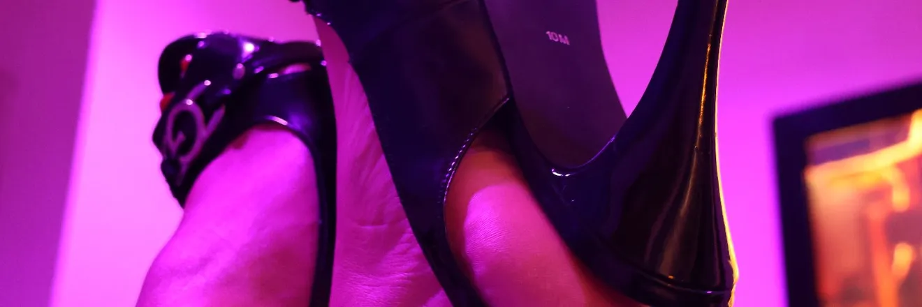 OnlyFans cuenta worshipmyheels header 2