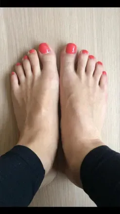 OnlyFans cuenta notsosmellyfeet avatar 1