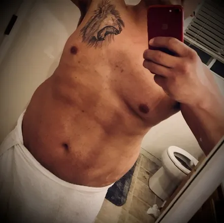 OnlyFans cuenta nsto_ header 2