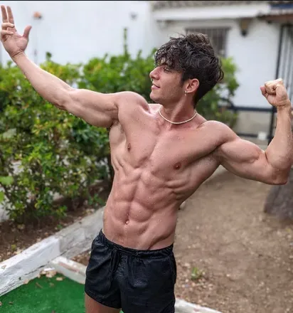 OnlyFans cuenta sergio.mengual01 header 2