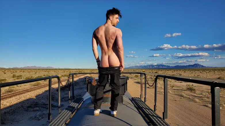 OnlyFans account  peterparkerr header 2
