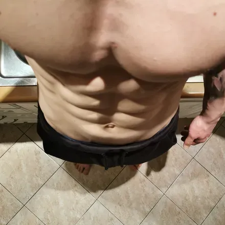 OnlyFans cuenta underthem00n avatar 1