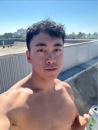 OnlyFans of maxxyung