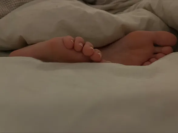 OnlyFans cuenta feet4u1313 header 2