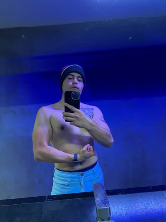 OnlyFans cuenta u49078125 header 2