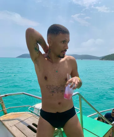 OnlyFans cuenta luhscasantos header 2