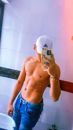 OnlyFans of pipeibanez