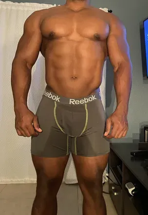 OnlyFans cuenta brownmuscle801 avatar 1