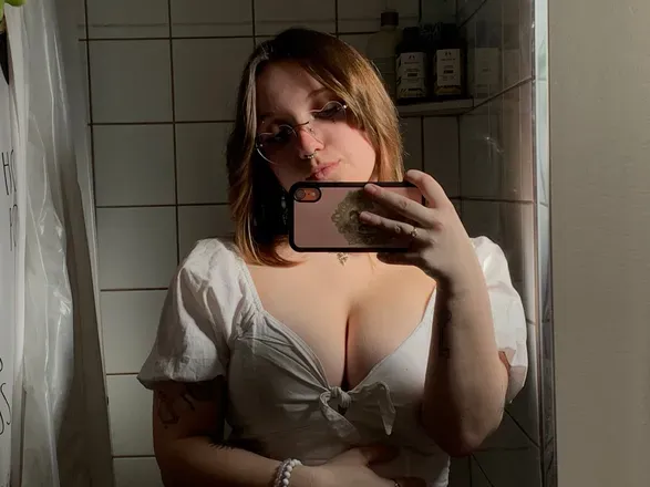 OnlyFans cuenta shortcake444 avatar 1