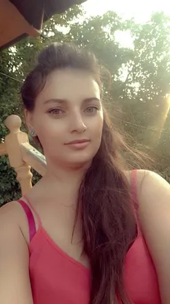 OnlyFans cuenta mada-lina header 2