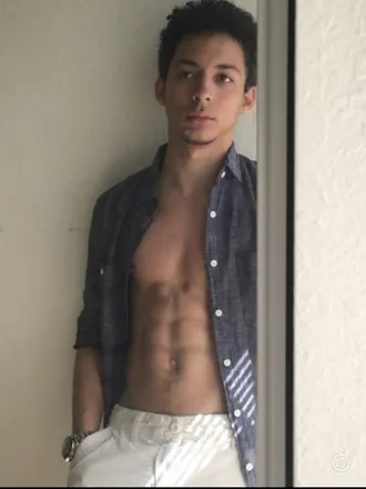 OnlyFans cuenta thatmixedguy1 header 2