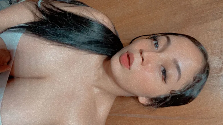 OnlyFans cuenta alevictoria21 header 2