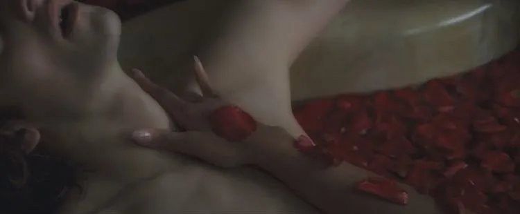 OnlyFans account  meanpetite header 2