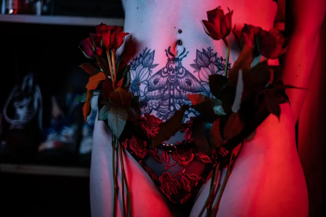 OnlyFans cuenta ivy.redd header 2