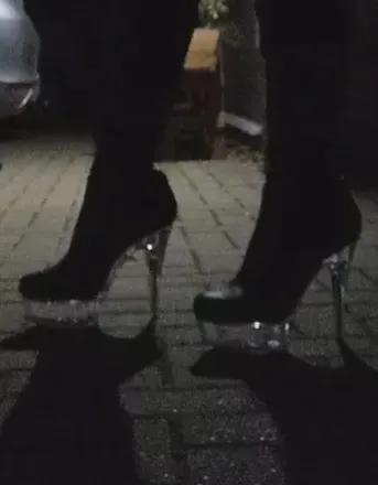 OnlyFans cuenta heelsandlace avatar 1