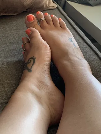 OnlyFans cuenta feetoria0 header 2