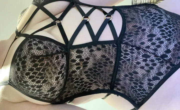 OnlyFans cuenta andrea_30 header 2