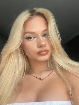 OnlyFans cuenta yourblondiewiki avatar 1