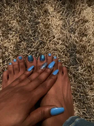OnlyFans cuenta biirdyprettyassfeet avatar 1