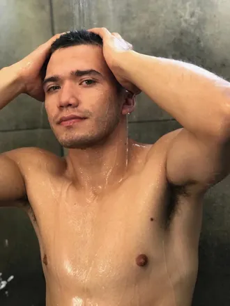 OnlyFans cuenta rfabian00 header 2