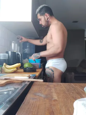 OnlyFans cuenta vulgo_thom header 2