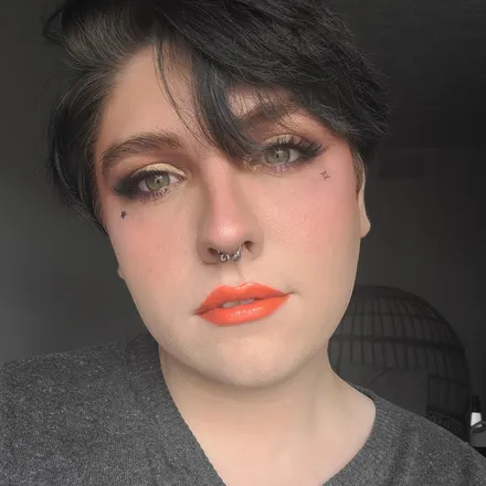 OnlyFans cuenta hazel_eyed_sinner header 2