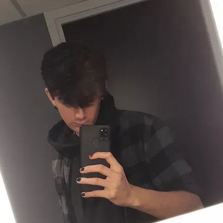 OnlyFans cuenta lewisk28 avatar 1