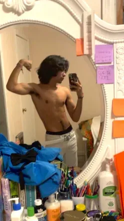 OnlyFans cuenta lou1epou1e05 avatar 1