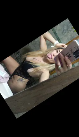 OnlyFans cuenta lolaa_lolaa header 2
