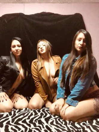 OnlyFans cuenta latinasclub header 2