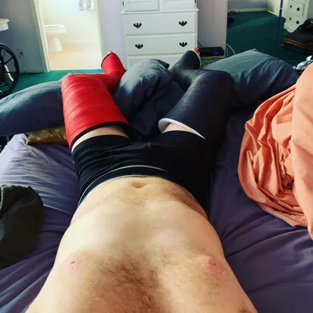 OnlyFans cuenta edmcastsandfeet header 2