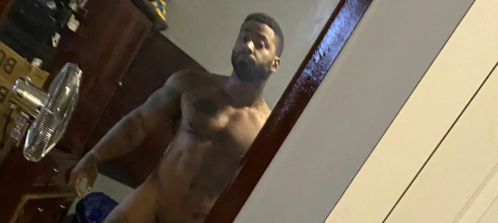 OnlyFans cuenta iam_ezy424 header 2