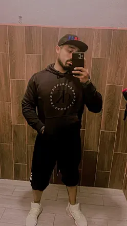 OnlyFans account  u295511271 avatar 1