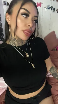 OnlyFans cuenta blunteddbabygirl header 2