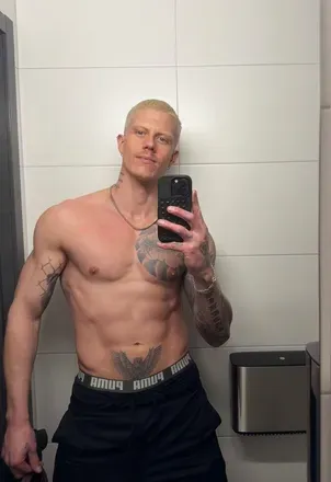 OnlyFans account  john.o.f avatar 1