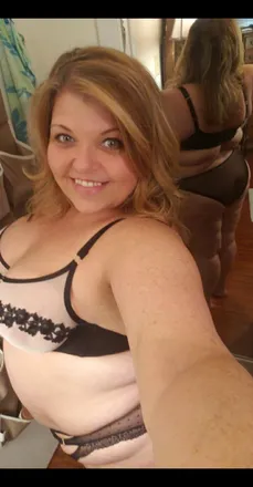 OnlyFans account  ginadamn header 2