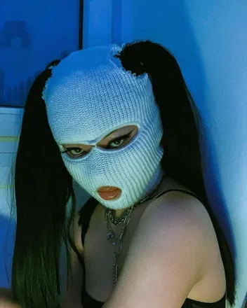 OnlyFans cuenta babychloe01 header 2