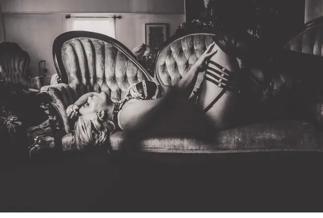 OnlyFans cuenta afterhourangel header 2