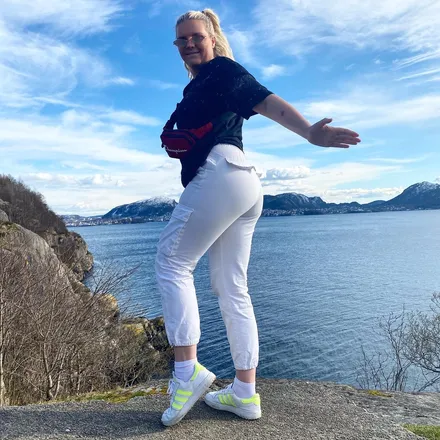 OnlyFans cuenta sophiesworld2fitness header 2