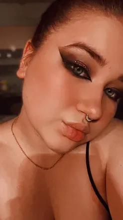 OnlyFans account  katesle avatar 1