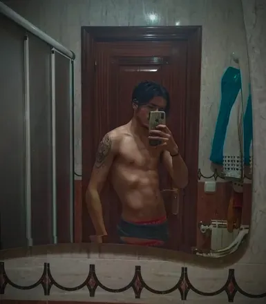 OnlyFans cuenta jovenluka avatar 1
